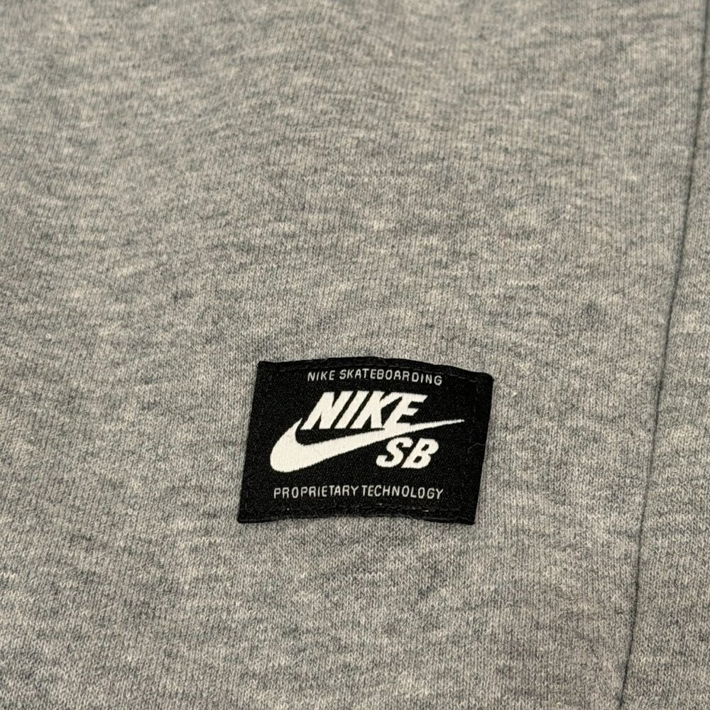 Nike SB Hoodie Gray Women’s Size Medium Streetwear Pullover - Picture 6 of 10